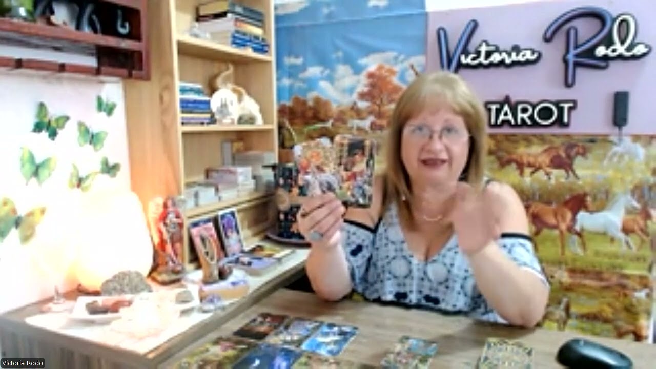 LEO.  TU EX, AUN TE MANIPULA!!!!! 9 AL 15 FEBRERO. VICTORIA RODO TAROT. 59894239682.