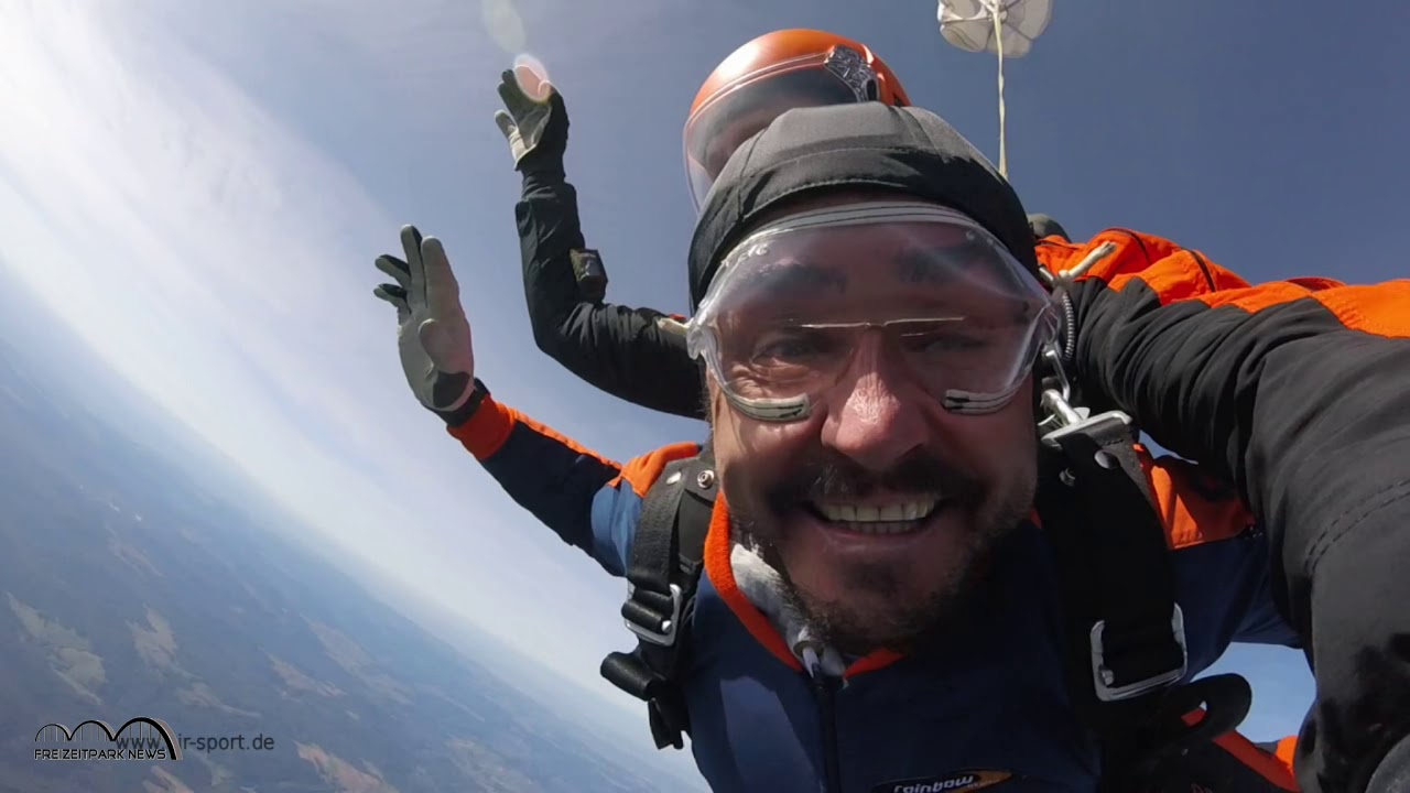 Mike Fallschirmsprung Onfly