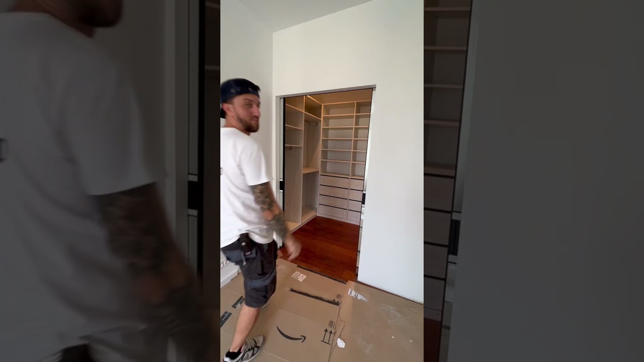 Dressing sur-mesure r&eacute;alis&eacute; par Fast Placard &agrave; Antibes