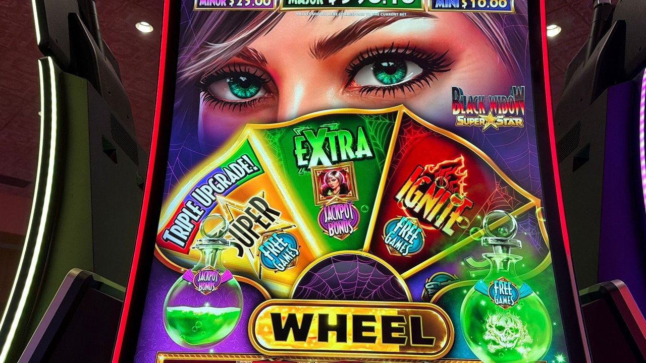 EPIC EPIC EPIC BLACK WIDOW SUPERSTAR!!!!!!!!!!!!!!