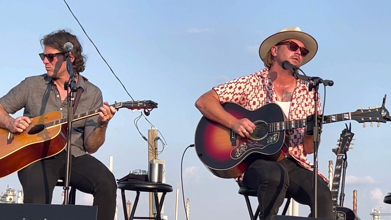 NEEDTOBREATHE: Washed By The Water/Lay ‘Em Down (Acoustic) - Live In Minnnesota (08/19/21)