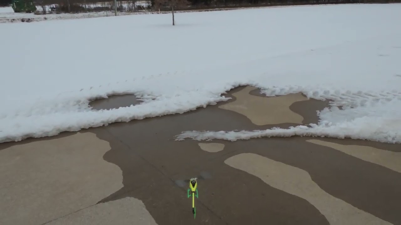 Goosky S1 v2 and S2 Legend disappear in snowy lot, happens quickly@goosky9597 @SpektrumRCvideos