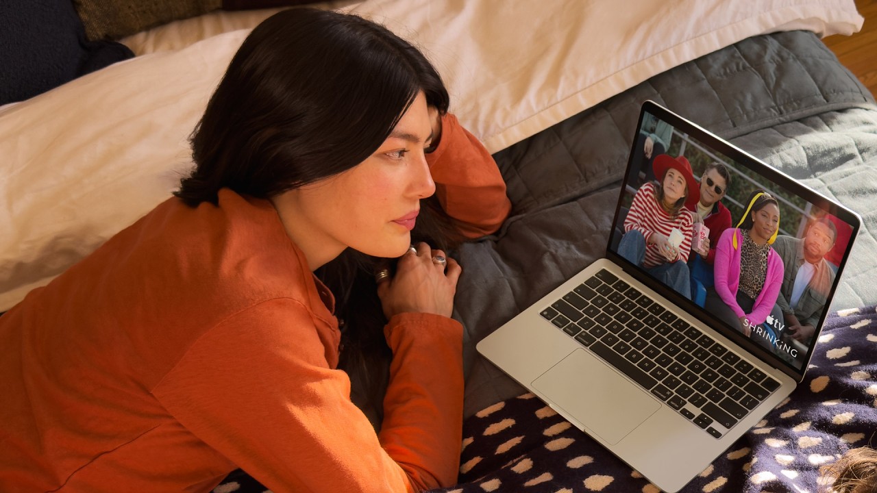 MacBook Pro с процессором M5 — это НЕЧТО! 😳 В 8 раз более быстрый ИИ, 128 ГБ ОЗУ, Wi-Fi 7 и SSD с...