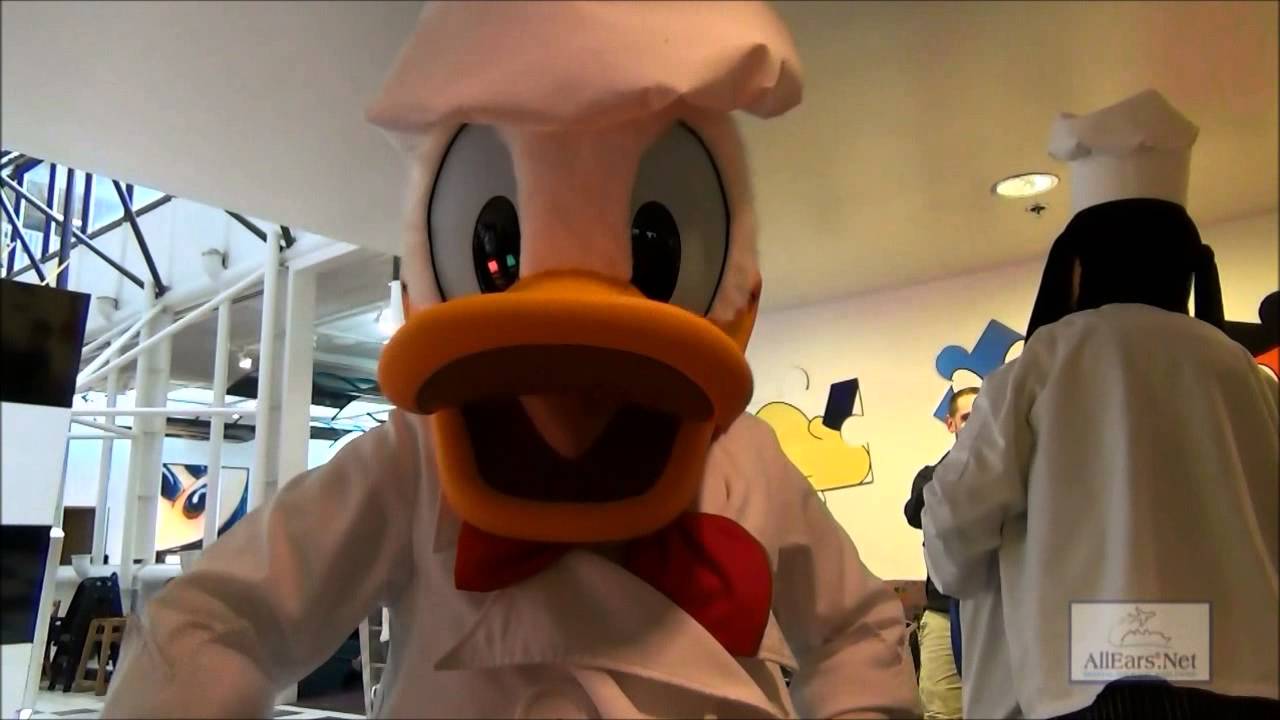 Disney Character Fun at Chef Mickey's