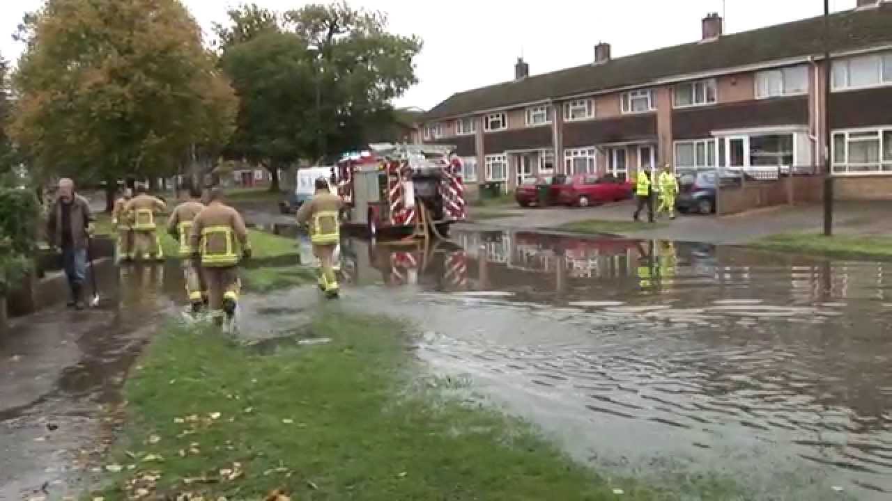 Wield Drive, Crawley Flooding 7.10.15