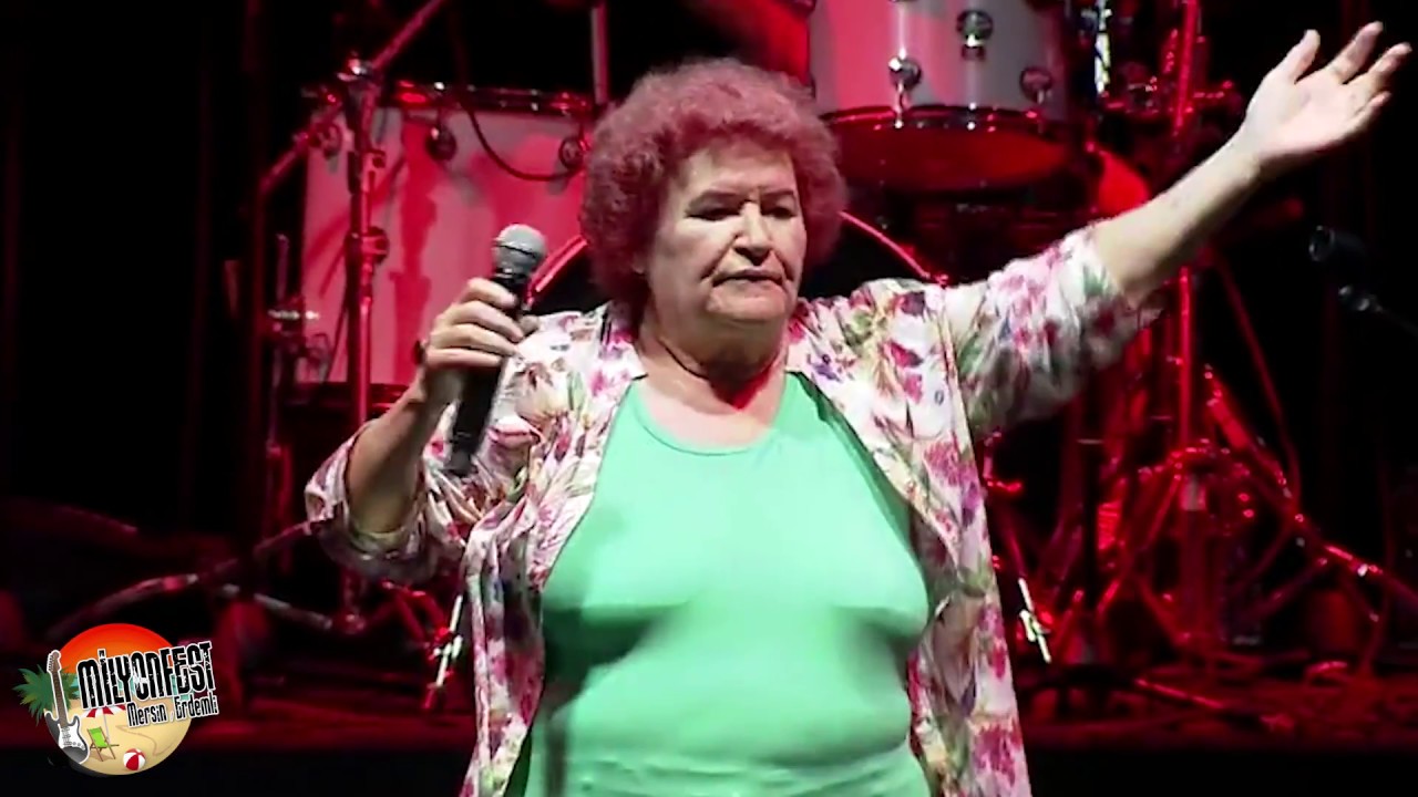 Selda Bağcan - Sarı Saçlım Mavi Gözlüm |  MilyonFest Mersin / Erdemli 2017