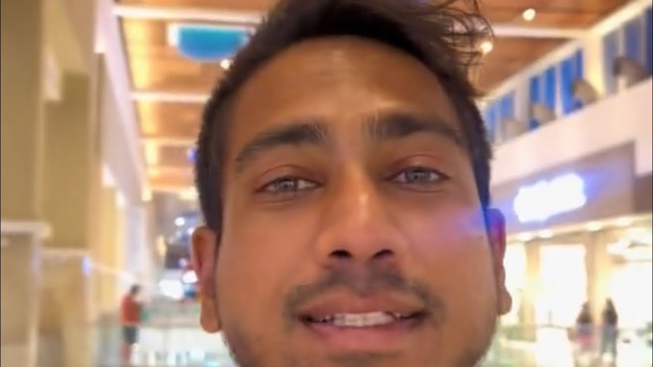 Trini Visits Multiplaza Mall in Panama