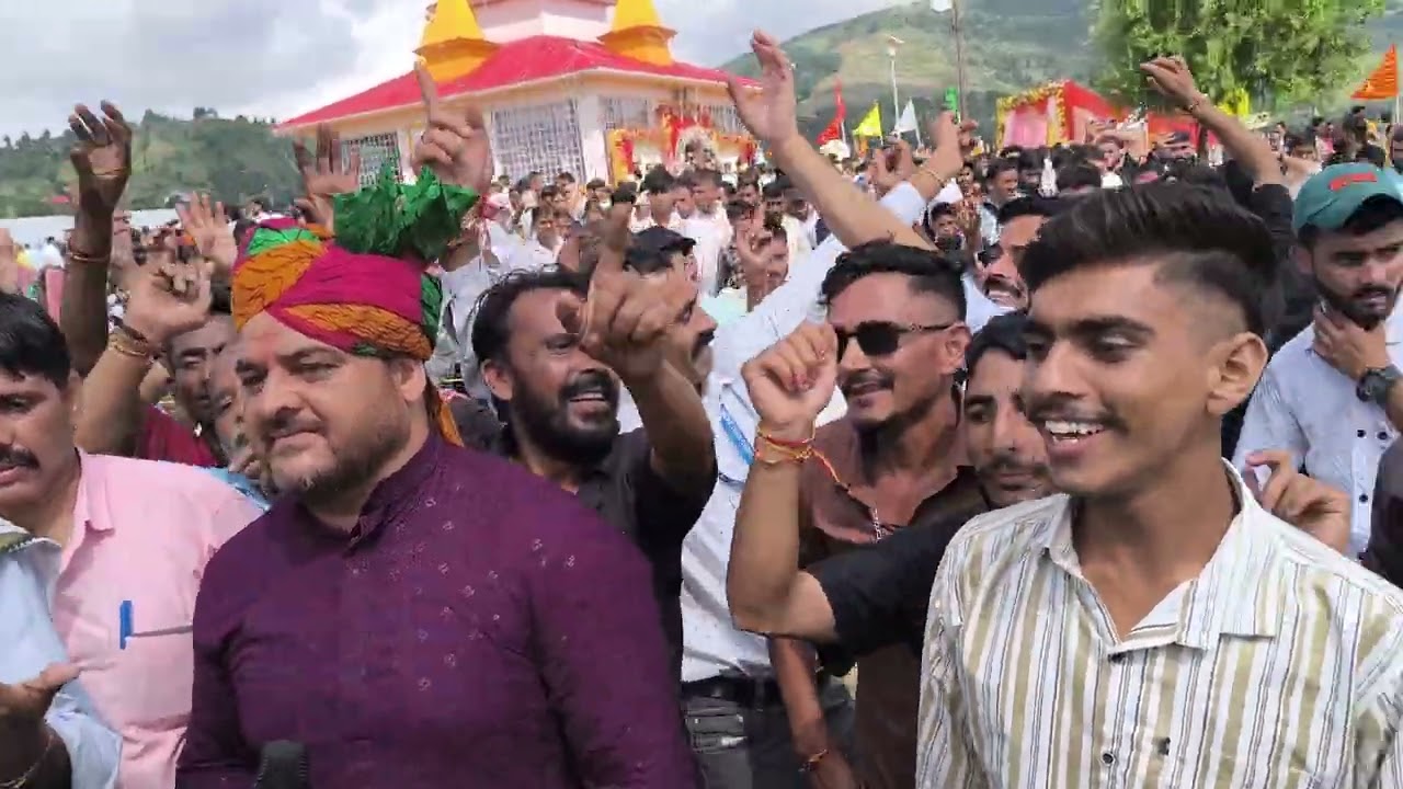 Jeevan pahari singer at Baba sankri mela @jeevanpahari 