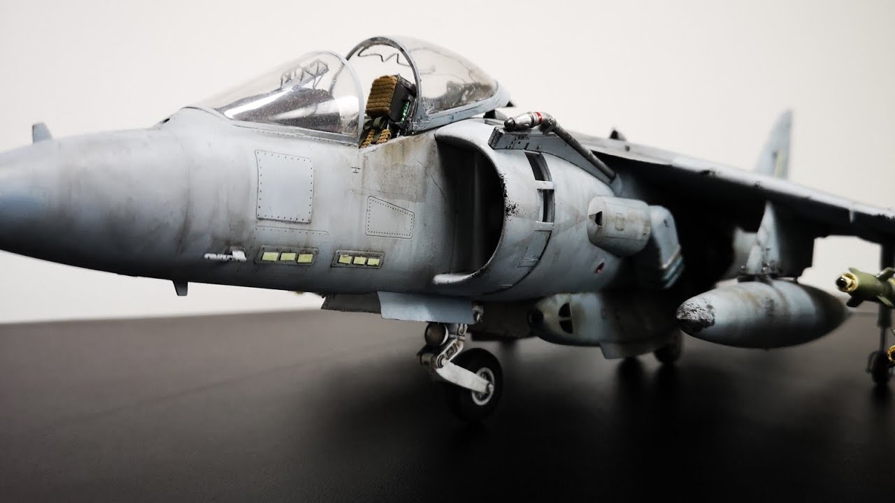 Trumpeter 1/32 AV8B Harrier II