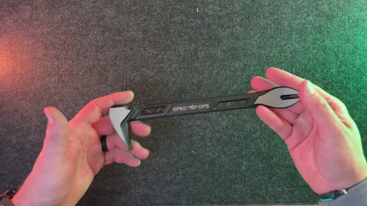 Spec Ops Tools 10' Nail Puller Cats Paw Pry Bar, High Carbon Steel Review