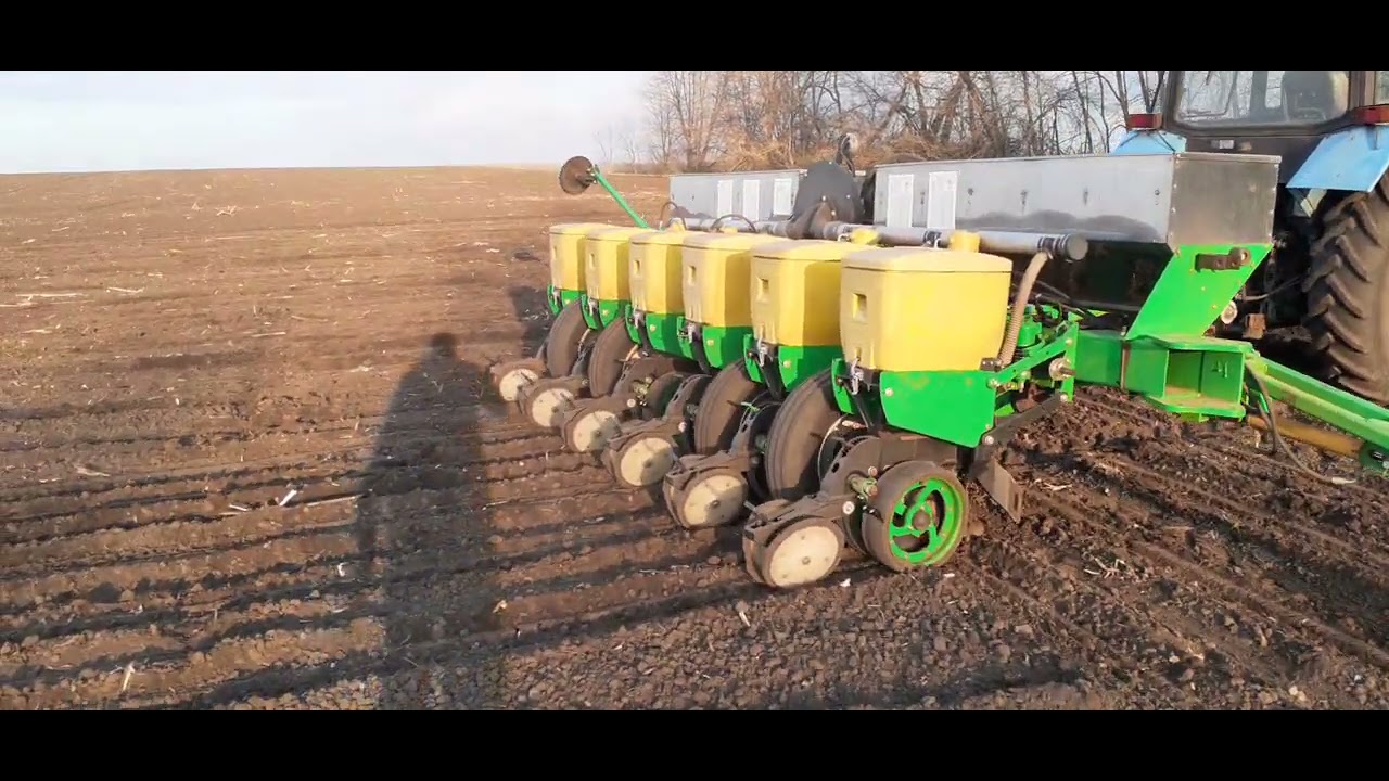 22.04.2021 посів кукурудзи ДКС 3969 сівалка  СПМ6 від Велес Агро.