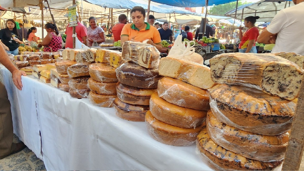 FEIRA DE DOMINGO EM CUPIRA-PE