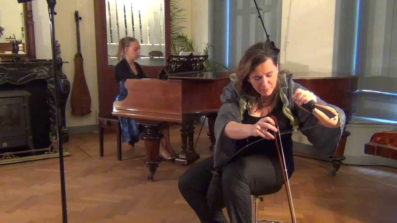 Song of the birds - Annette Scholten (lame sonore/musical saw/zingende zaag), Nanke Flach (piano)