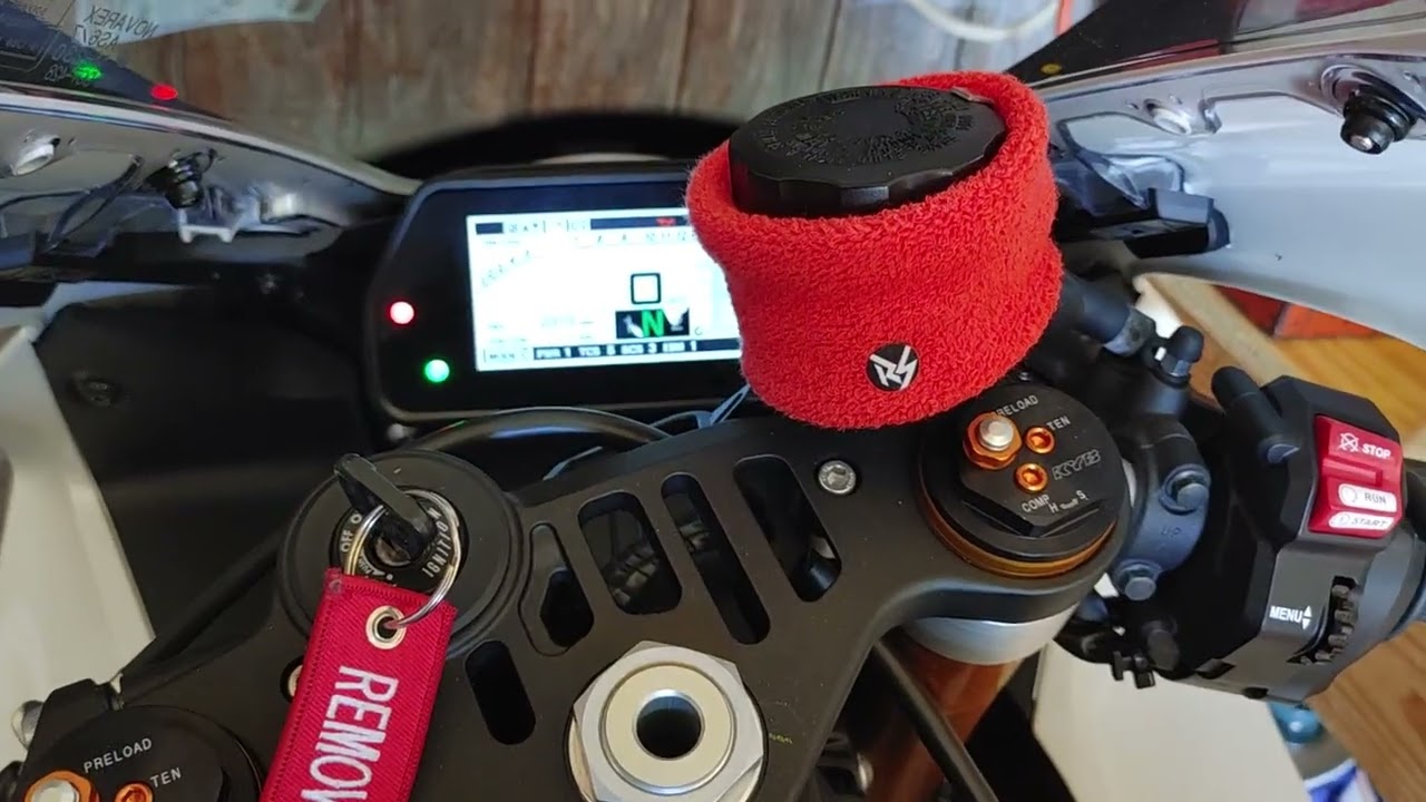 START UP YAMAHA YZF R6 AND R1 