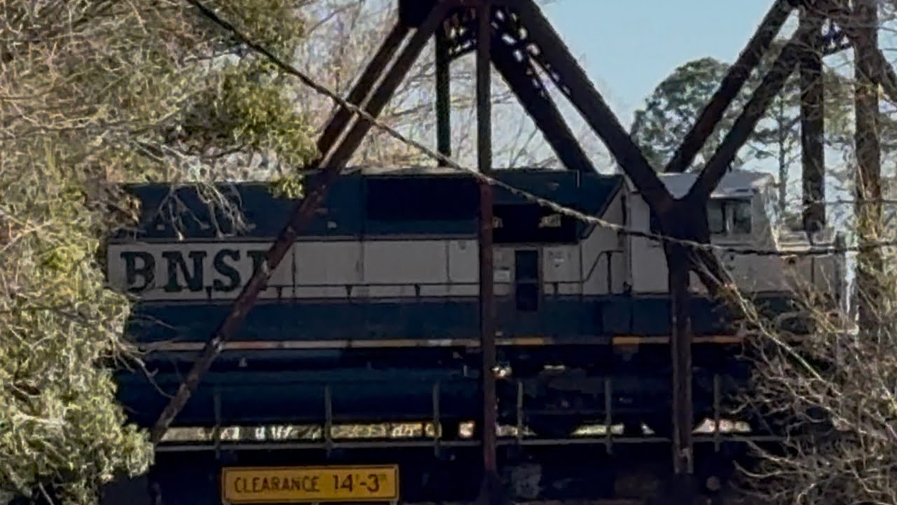 BNSF executive Mac 9792