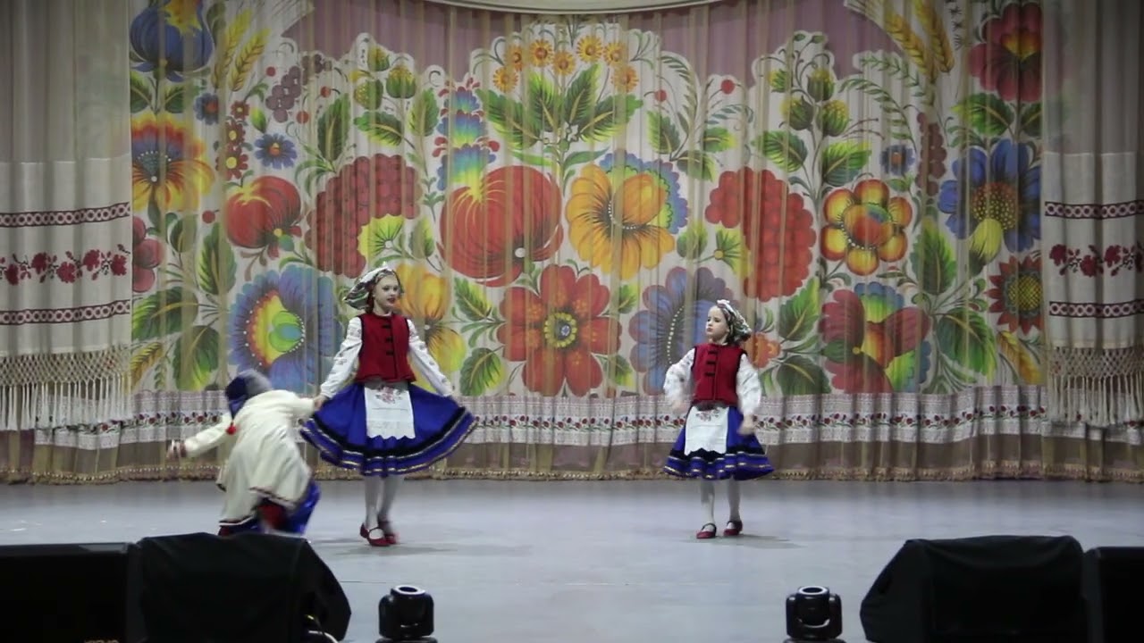 Хореографічна композиція- Одарка Соломія та Грицько.