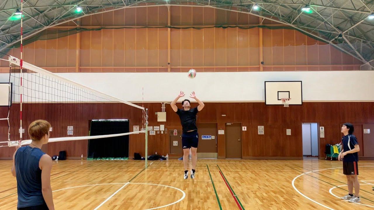 セッター未経験者に１時間本気でスパルタ指導したらどれくらいトスが上達するのか？
