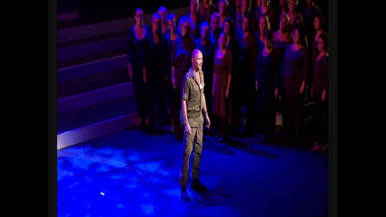 BROADWAY zingt Why God Why