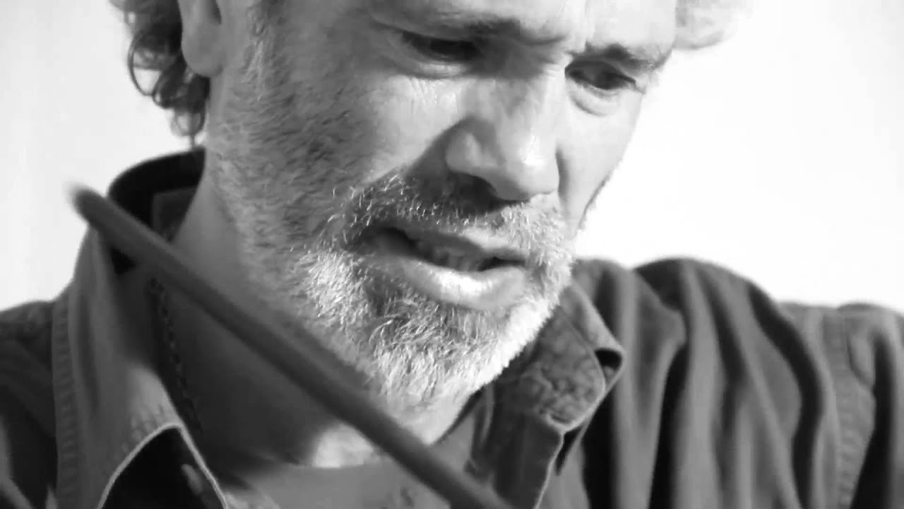 18.  Mama/dada Uno/dos: Rónán Ó Snodaigh - Bodhrán Classes