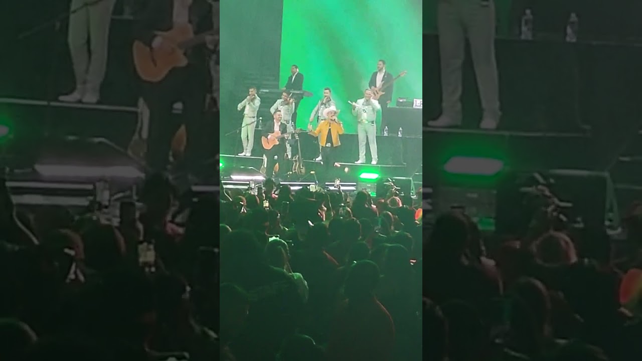 Cristian Nodal en concierto Agganis Arena Boston