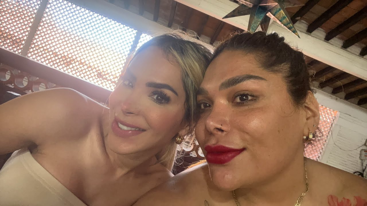 Almorzando y dando el tour en Vallarta