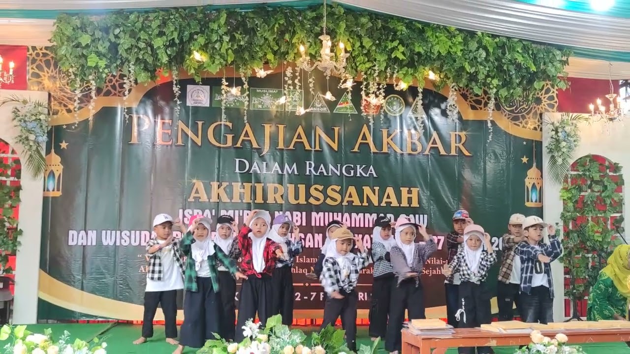 Penampilan Santri Keren dalam Rangka Akhirussanah Santri TPQ Hidayatul Ichsan Kalipaing