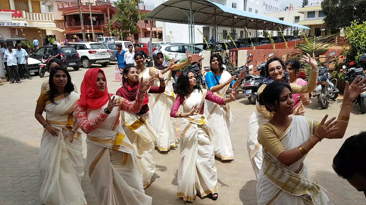 jimikki kammal - flash mob at Sri Hasanamba Dental College