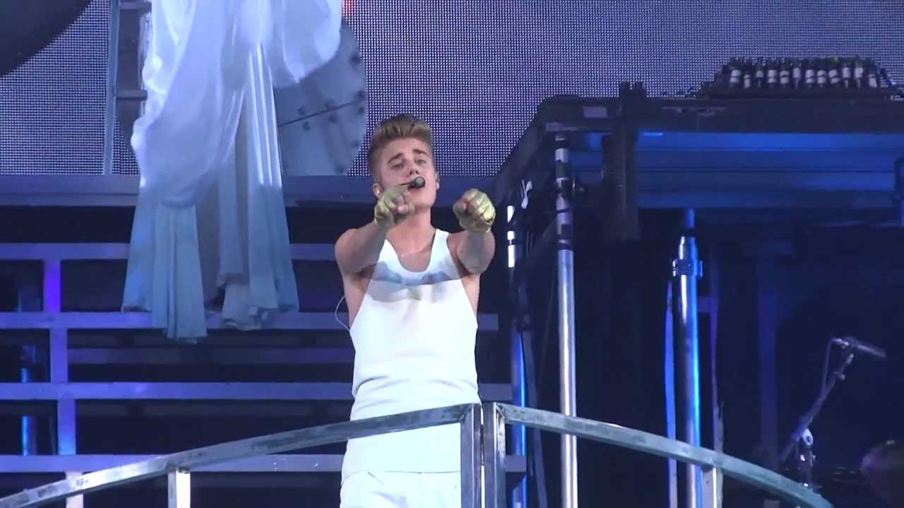 Catching Feelings Live - Justin Bieber