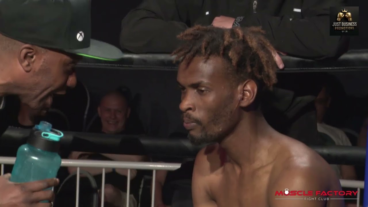 Mogzy VS Calvin |Full Fight| Muscle Factory Fight Club Gloves of Glory III