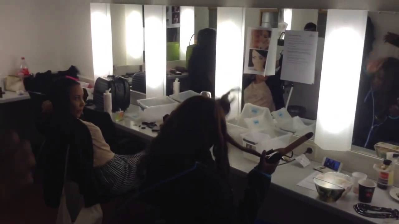 DREAMGIRLS Video Update 4 - Eerste show voor publiek!