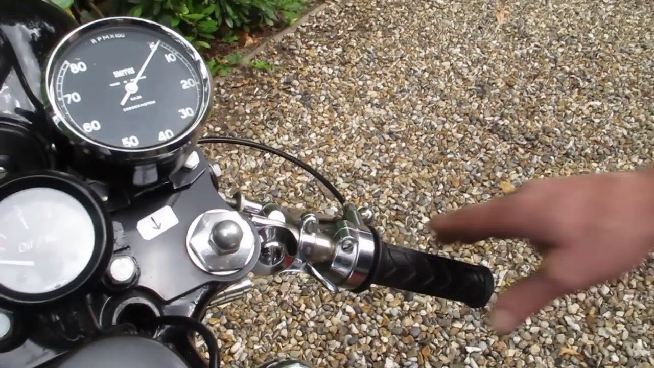 BSA Gold Star starting technique