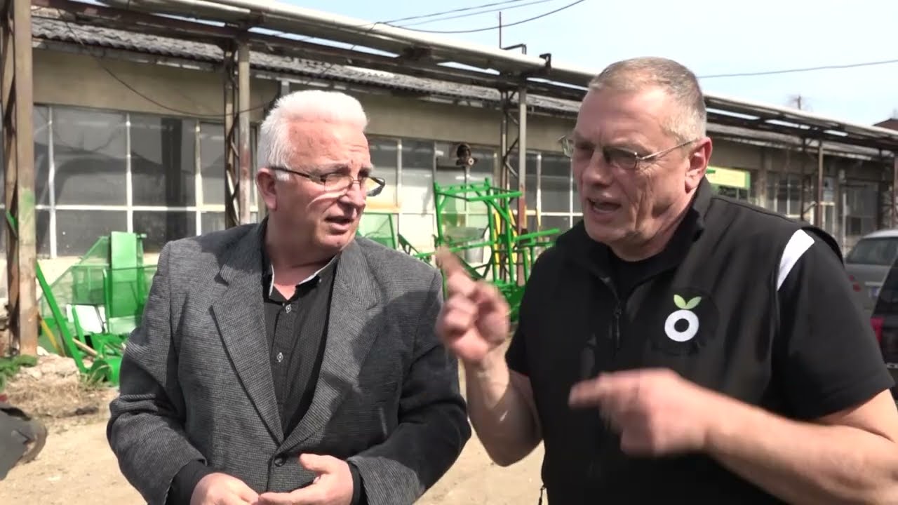 SP-10  Jedinstveni berač za borovnice i maline pod mrežama. Proizvod domaće inovativnosti.