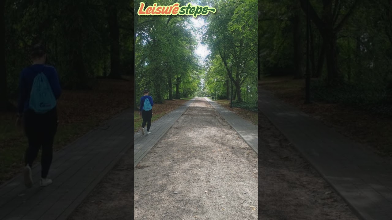 Walking Up That Hill in Żeromskiego Park 🌳⛰️ | Peaceful Warsaw Moments 🇵🇱