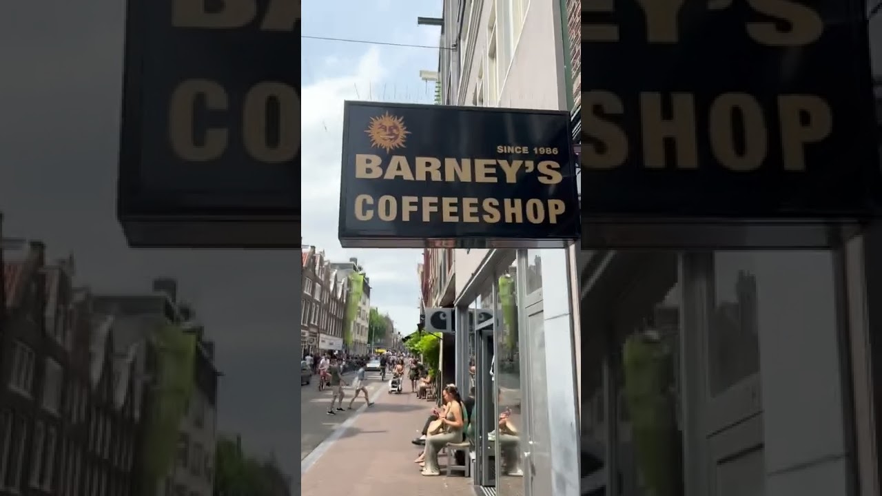 Amsterdam Barney&rsquo;s coffee shop apple fritter