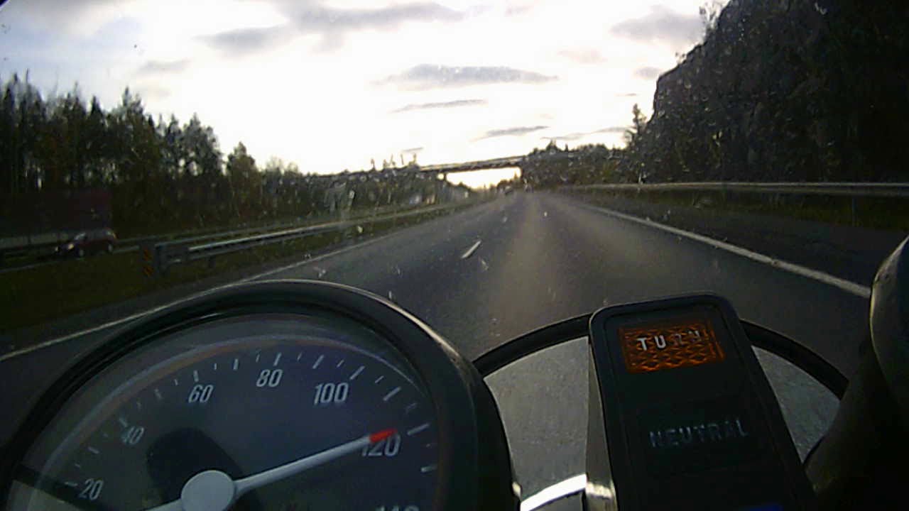 Honda CB125T TOP SPEED  130km/h -11 500rpm on the highway  +SEE SINGLE  Kappelin kellot-Teppo Niemi