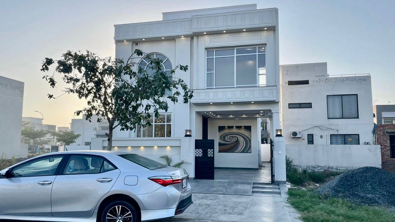 5 Marla Modern house for sale near Askari 11 Lahore urgently 🚨