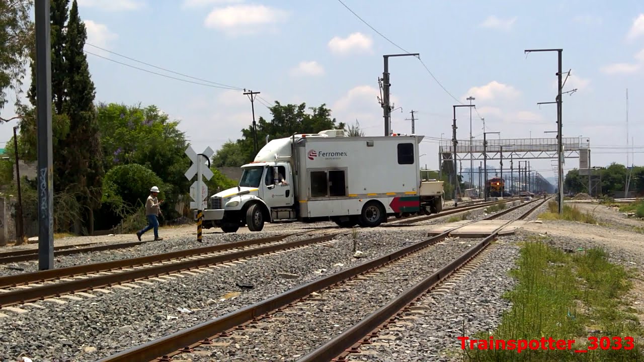 Así es como un Hi-Rail de Inspección entra a las vías!