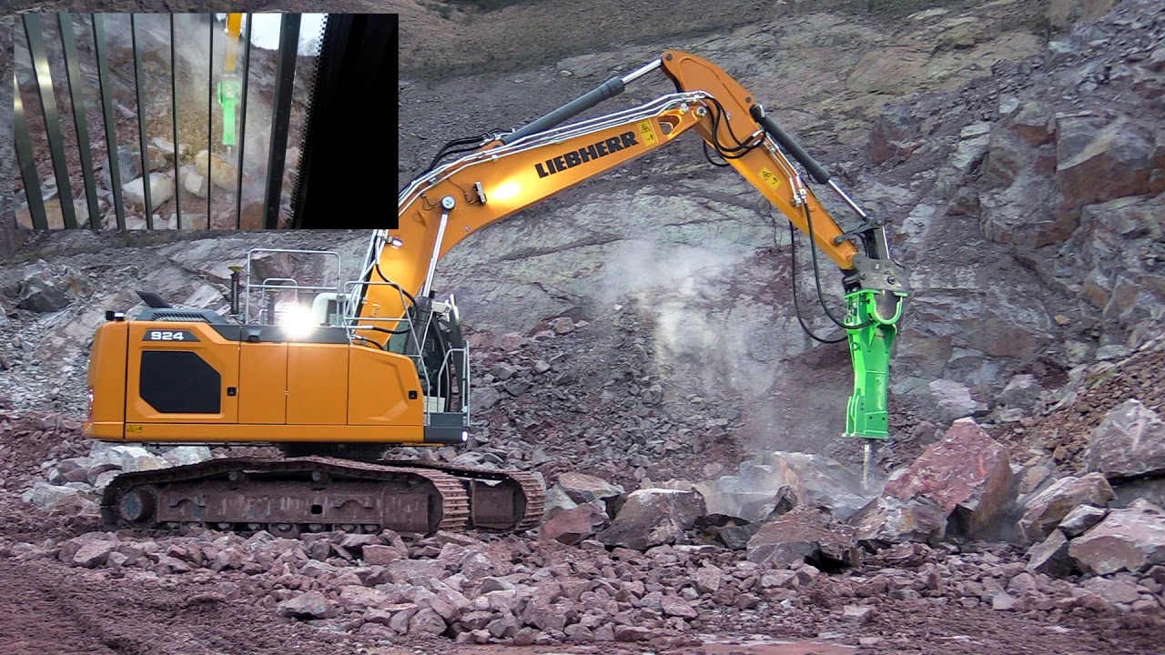 Montabert V1800 Breaker in action