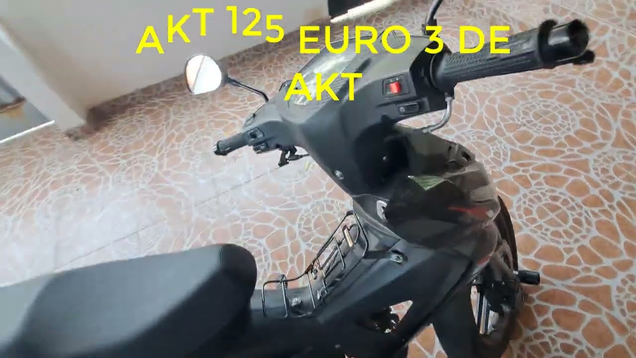 MOTO SE&Ntilde;ORITERA - FLEX 125 DE AKT - COSAS BUENAS Y MALAS //