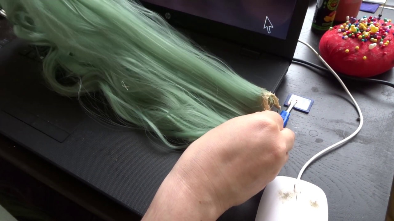 How To Wigs: Harvesting Wefts