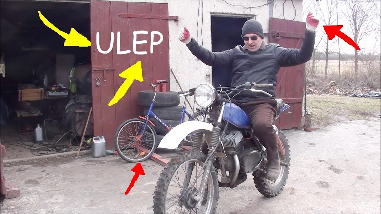 Ulepiony Cross na chodzie /  działanie silnika dwusuwowego, dwucylindrowego