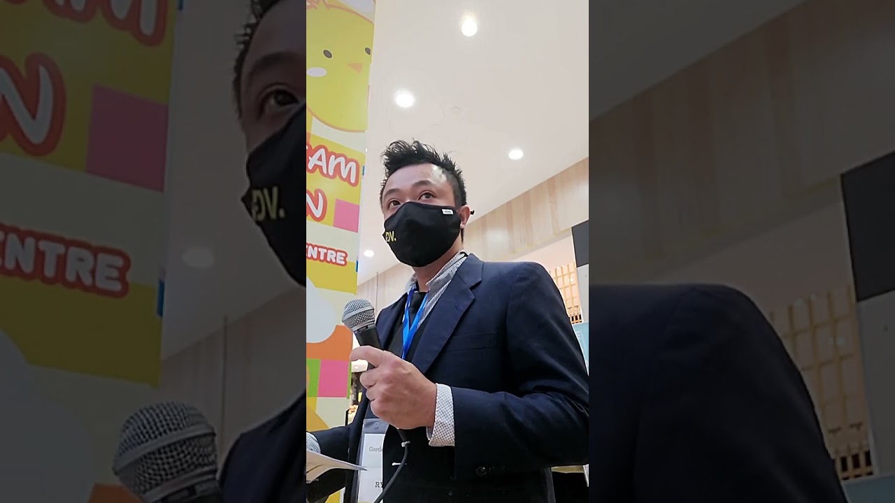 Emcee Ryan Han Protocol style at GardenScape Sarawak 2022 Launching Ceremony