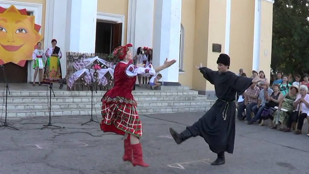 Тетяна Дворічанська і В'ячеслав Решетніков - Танець Солохи і Дяка