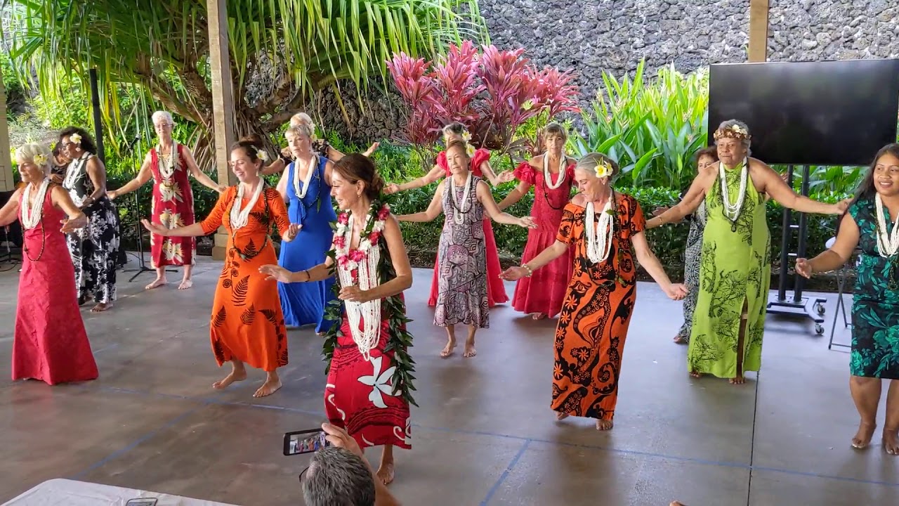 Gala Hanalei Moon