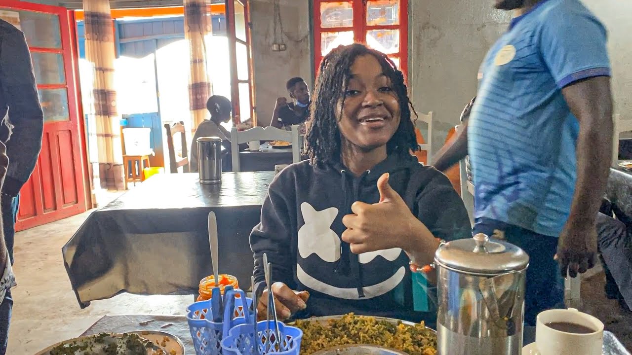 😋 We learn about Gitega Burundi and eat a good meal