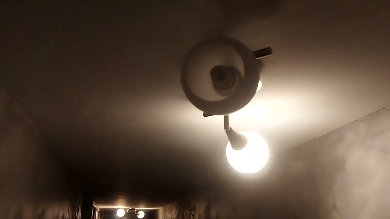 remplacement de lampe [couloir]