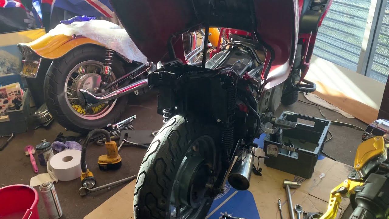 Honda PC800 Pacific Coast for sale under 14500 miles Genuine bike low seat tourer Custom Cruisers UK