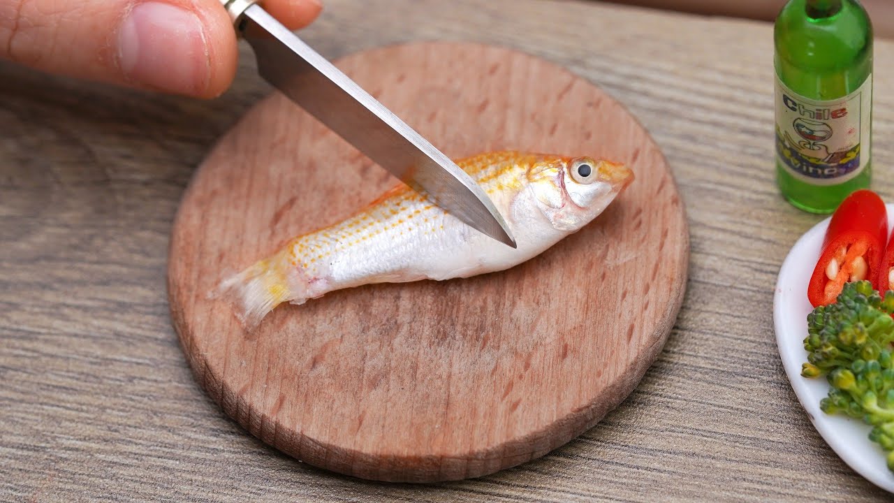 So Yummy Miniature Spicy Fried Fish | Amazing Tiny Cooking