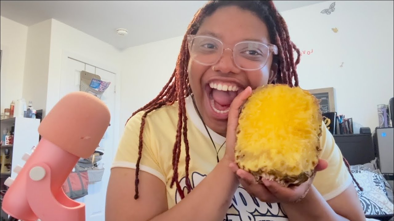 Eating A whole Pineapple 🍍 ASMR
