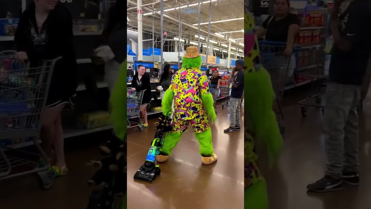 Just getting my daily stroll on in Walmart 😂😂